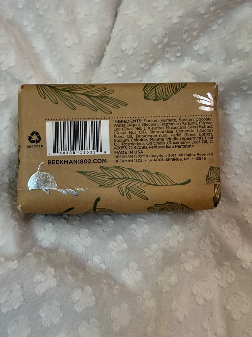 BEEKMAN 1802 Goat Milk Soap Sweet Grass 9 oz - Picture 2 of 5